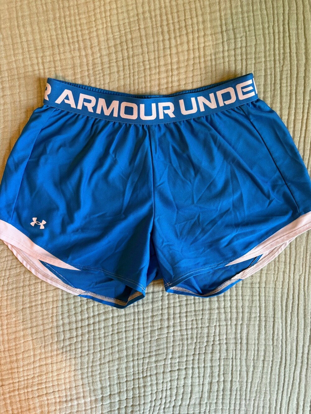 Under Armour Loose Fit Small Blue Athletic Shorts
